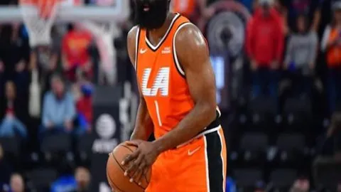 篮球盛宴：独行侠对决黄蜂，新秀巅峰对决，谁将问鼎最佳新秀荣耀？